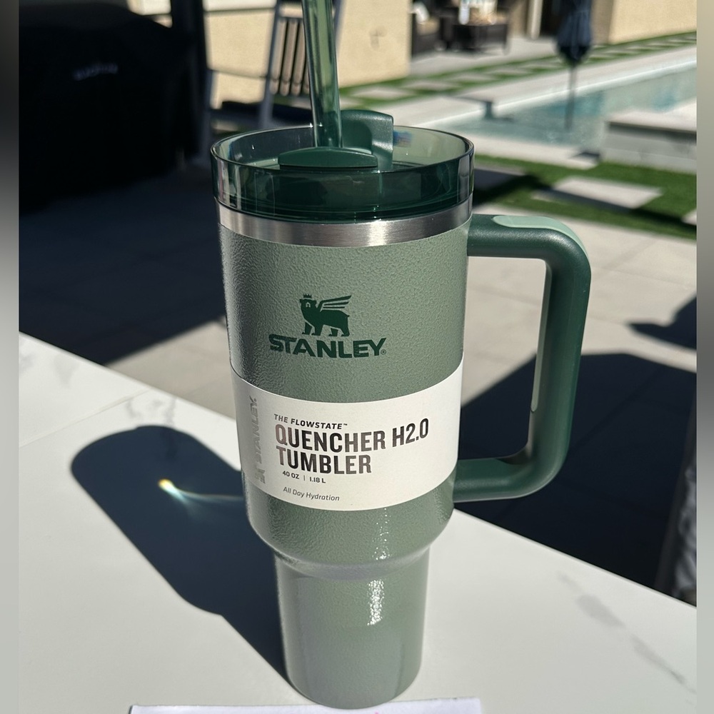 40oz Hammertone Stanley Quencher